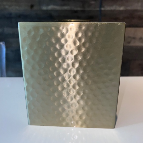 Tissue Box Holder - Picture 2 of 8